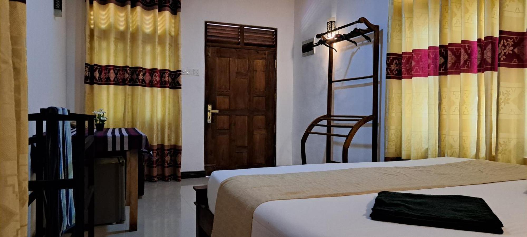 Kavidi Villa Home Stay Тангале Екстериор снимка