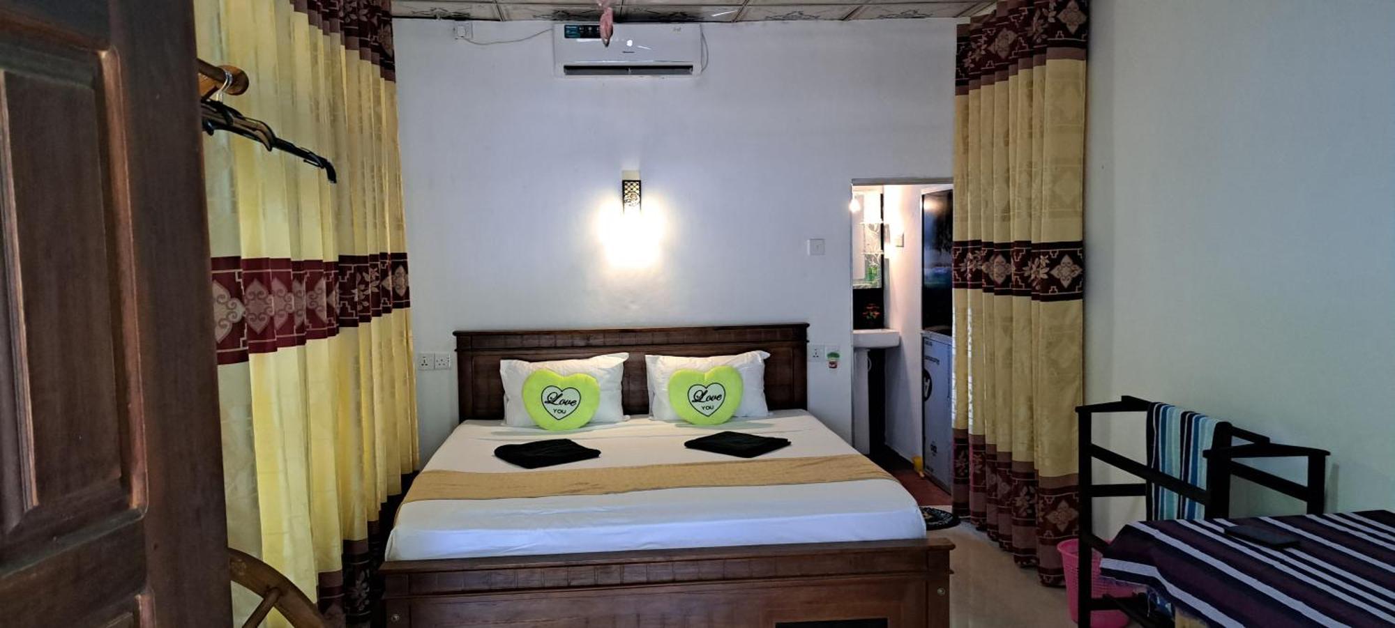 Kavidi Villa Home Stay Тангале Стая снимка